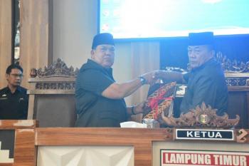 Paripurna DPRD, Wabup Azwar Hadi Sampaikan LPPA Lamtim TA 2022